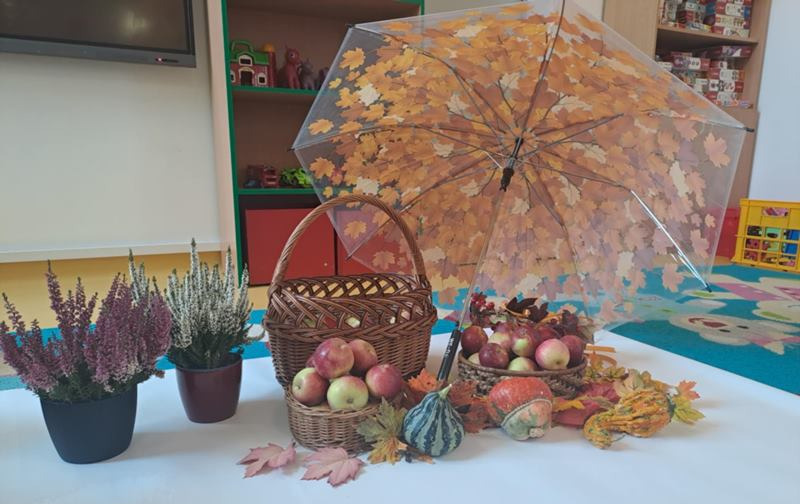 Zdjęcie do Światowy Dzień Jabłka w przedszkolu.