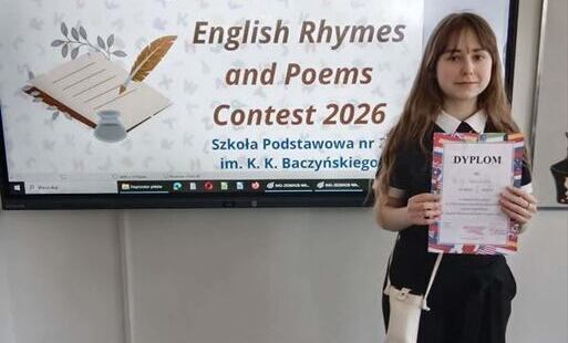 29 kwietnia w Szkole Podstawowej nr 2 im. K.K Baczyńskiego odbył się Powiatowy Konkurs Recytatorski z Języka Angielskiego „English Rhymes and Poems Contest 2026” dla uczniów klas IV i V. 
