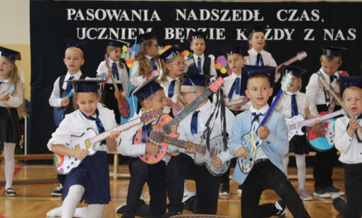 Zdjęcie do Pasowanie na Ucznia klasy pierszej